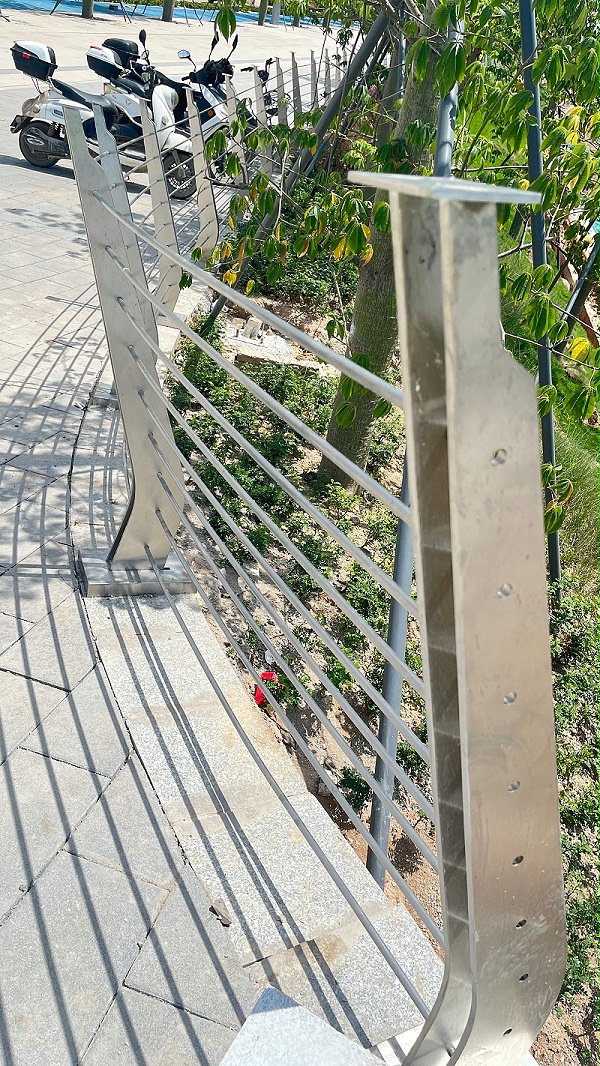 不锈钢河道护栏