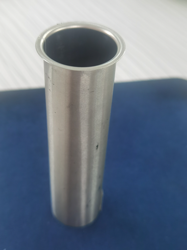 翻边管